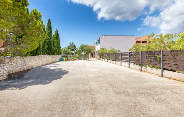 Domy wakacyjne - Pula , Chorwacja - CIR659 106