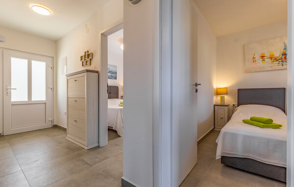 Vakantiehuis - Pula-Vinkuran , Kroatië - CIR688 601