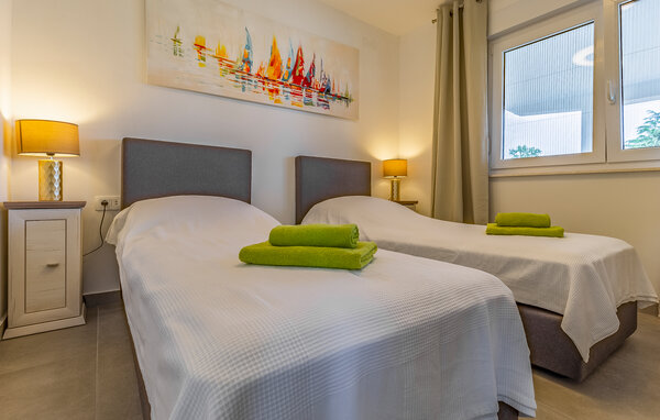 Vakantiehuis - Pula-Vinkuran , Kroatië - CIR688 602