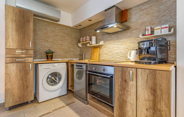 Holiday Home - Sikici-Pula , Croatia - CIR692 402
