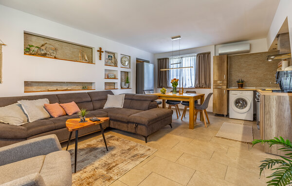 Holiday Home - Sikici-Pula , Croatia - CIR692 303