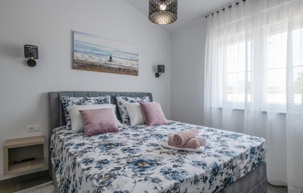 Ferienhaus - Pula - Radeki Polje , Kroatien - CIR697 602