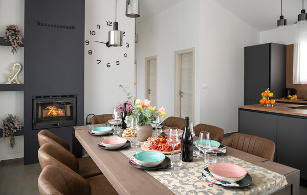 Ferienhaus - Pula - Radeki Polje , Kroatien - CIR697 301