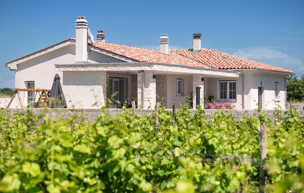 Ferienhaus - Pula - Radeki Polje , Kroatien - CIR697 81