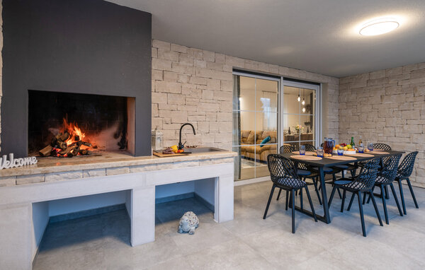 Ferienhaus - Pula - Radeki Polje , Kroatien - CIR697 106