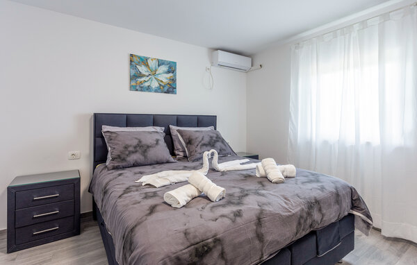 Ferienhaus - Pula , Kroatien - CIR701 602