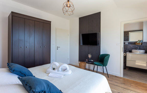 Feriehus - Pula - Radeki polje , Kroatia - CIR702 602