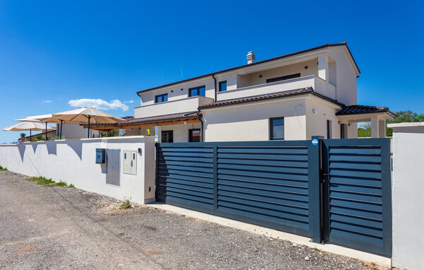 Feriehus - Pula - Radeki polje , Kroatia - CIR702 82