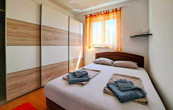 Semesterhus - Pula , Kroatien - CIR703 601