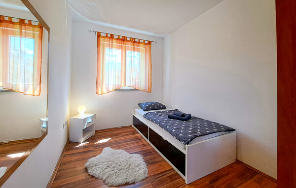 Semesterhus - Pula , Kroatien - CIR703 603