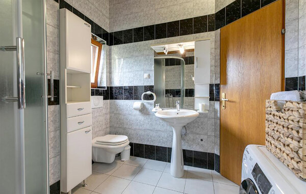Holiday Home - Pula , Croatia - CIR727 702