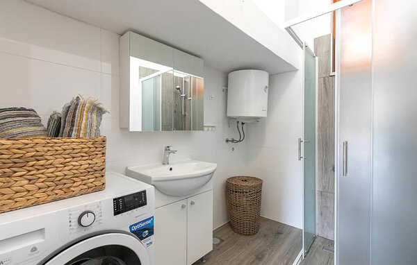 Holiday Home - Pula , Croatia - CIR727 703