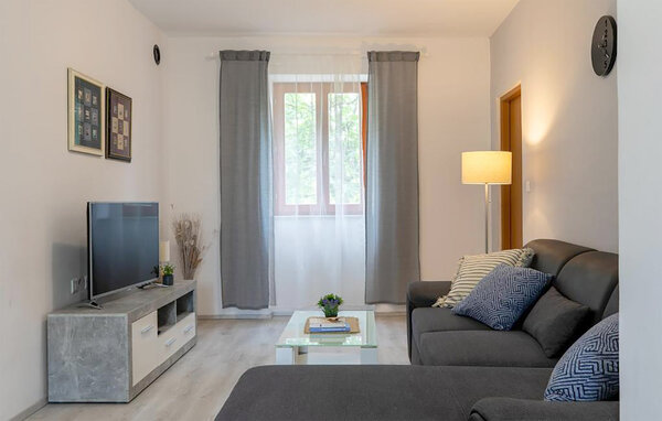Holiday Home - Pula , Croatia - CIR727 303