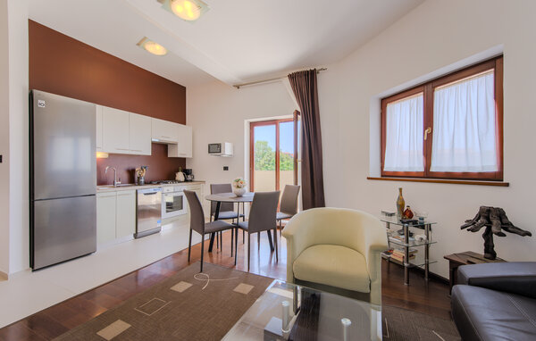 Apartment - Pula-Stinjan , Croatia - CIR732 402