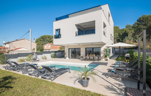 Ferienhaus - Pula , Kroatien - CIR736 81