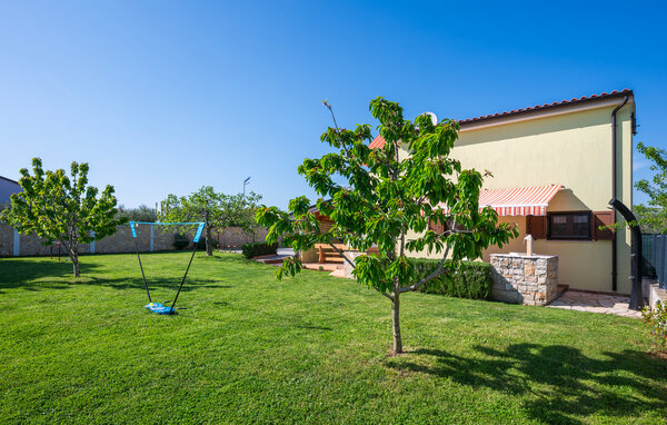 Holiday Home - Pula , Croatia - CIR744 801