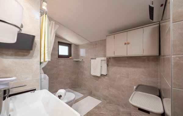 Holiday Home - Pula , Croatia - CIR744 701
