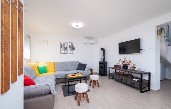 Holiday Home - Pula , Croatia - CIR744 301
