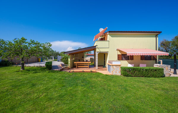 Holiday Home - Pula , Croatia - CIR744 1