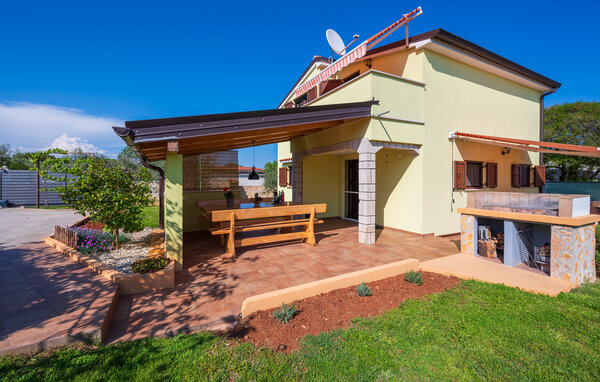 Holiday Home - Pula , Croatia - CIR744 2