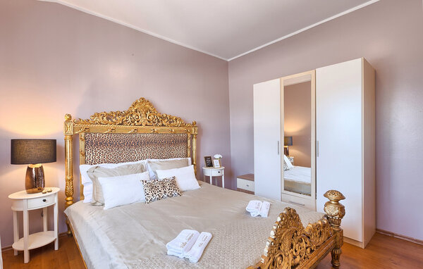 Apartment - Pula-Stinjan , Croatia - CIR752 601