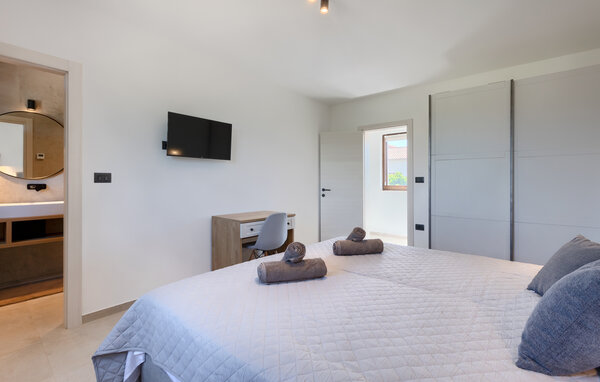 Holiday Home - Pula - Valtura , Croatia - CIR756 605