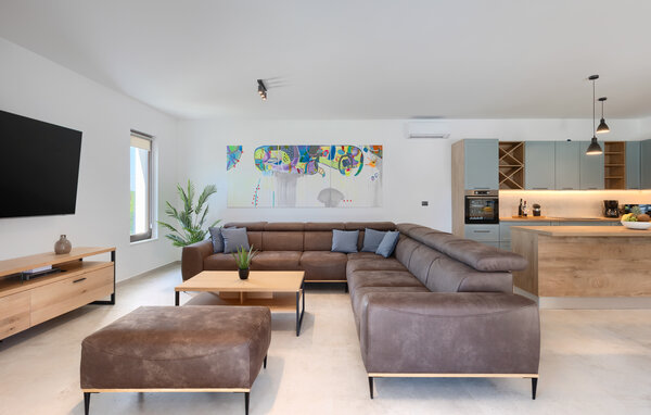 Holiday Home - Pula - Valtura , Croatia - CIR756 301