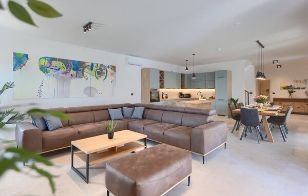 Holiday Home - Pula - Valtura , Croatia - CIR756 302
