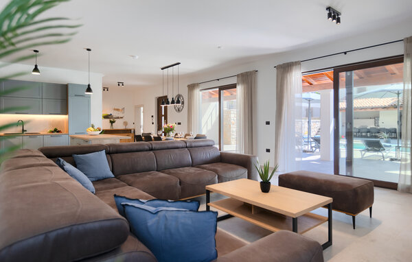 Holiday Home - Pula - Valtura , Croatia - CIR756 303