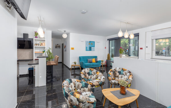 Apartment - Pula , Croatia - CIR771 505