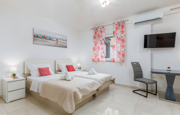 Semesterlägenhet - Pula , Kroatien - CIR779 1