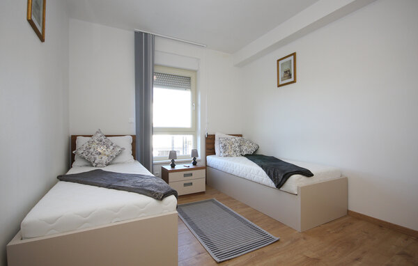 Lejlighed - Pula - Pjescana Uvala , Kroatien - CIR794 602