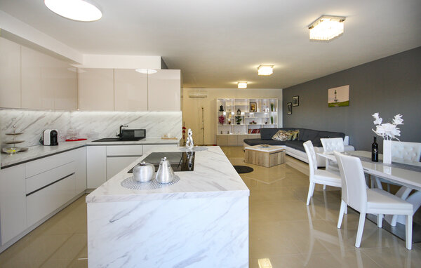 Lejlighed - Pula - Pjescana Uvala , Kroatien - CIR794 402