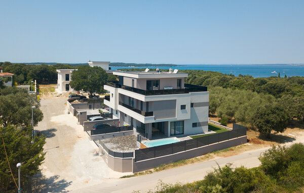 Feriehus - Pula - Stinjan , Kroatia - CIR803 81