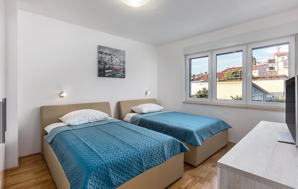 Feriehus - Pula , Kroatia - CIR805 606