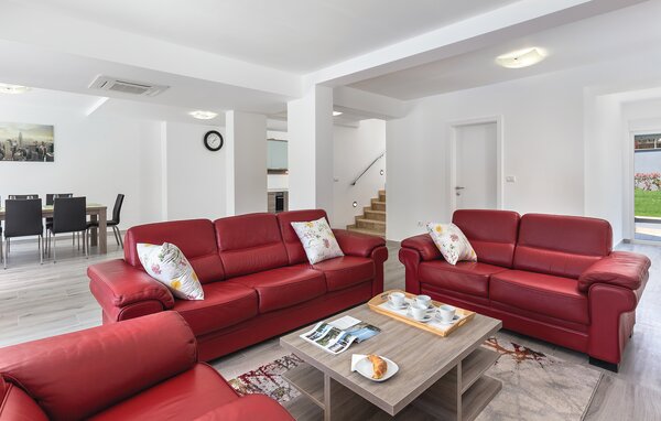 Feriehus - Pula , Kroatia - CIR805 304