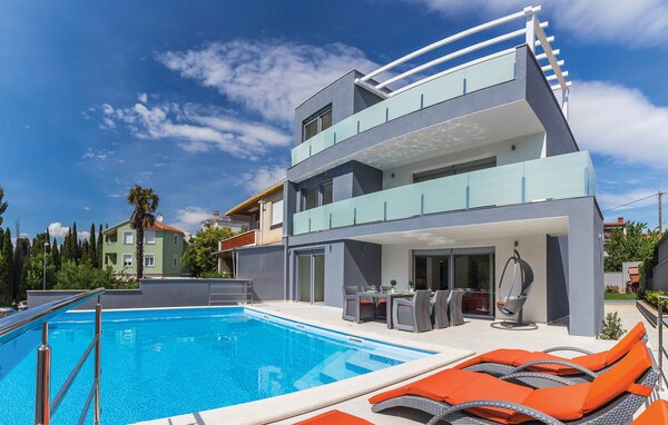 Feriehus - Pula , Kroatia - CIR805 82