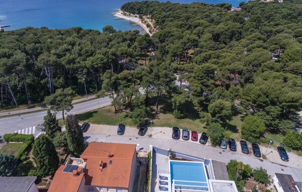 Feriehus - Pula , Kroatia - CIR805 85