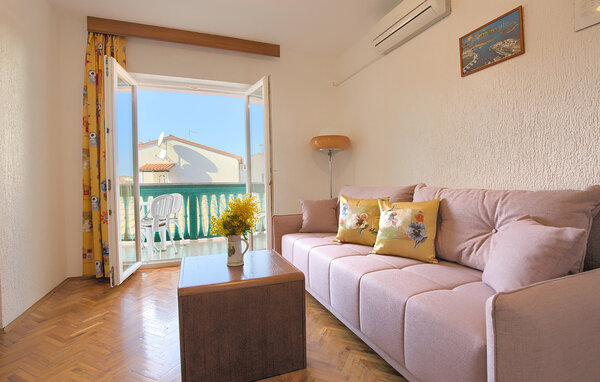 Apartment - Pula - Pjescana Uvala , Croatia - CIR809 2