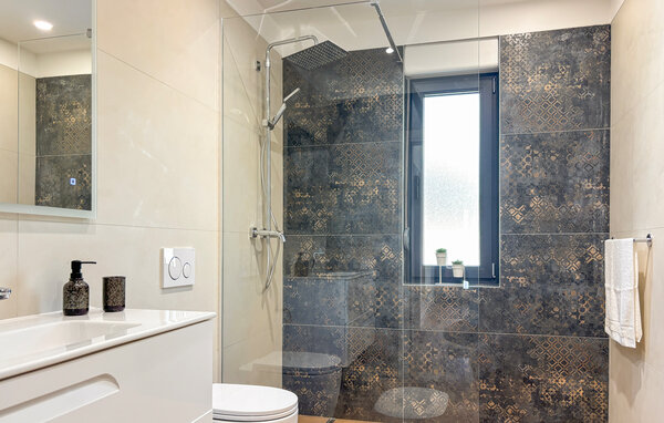 Semesterhus - Pula , Kroatien - CIR815 701