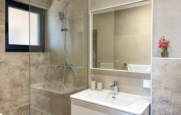 Semesterhus - Pula , Kroatien - CIR815 703