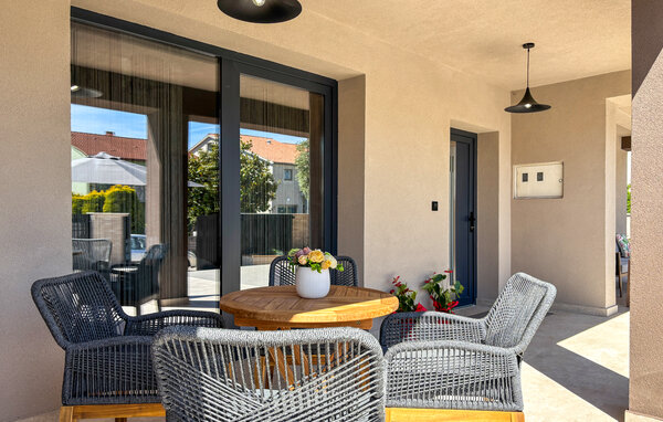 Semesterhus - Pula , Kroatien - CIR815 102