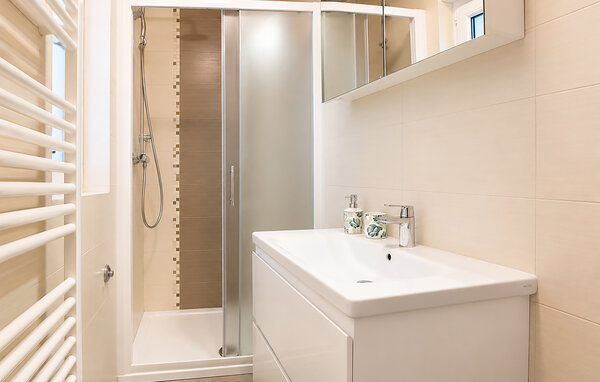 Holiday Home - Pula , Croatia - CIR824 8