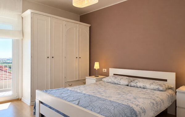 Holiday Home - Pula , Croatia - CIR824 603