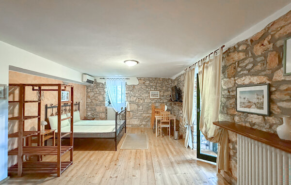 Holiday Home - Pula - Marcana , Croatia - CIR826 604