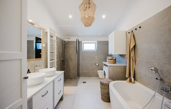 Semesterhus - Stinjan-Pula , Kroatien - CIR829 703