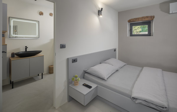 Domy wakacyjne - Tinjan-Muntrilj , Chorwacja - CIS207 601