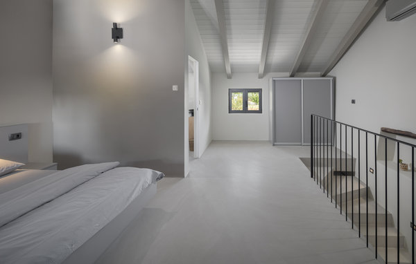 Domy wakacyjne - Tinjan-Muntrilj , Chorwacja - CIS207 605