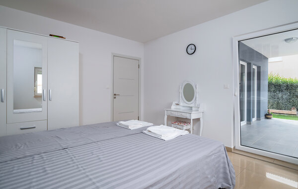 Vakantiehuis - Vodnjan , Kroatië - CIS230 602