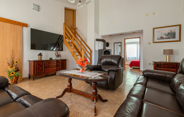 Holiday Home - Vodnjan-Matelici , Croatia - CIS232 302
